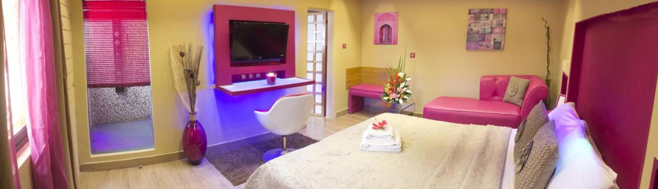 Hotel Le Wafou Abidjan Esterno foto